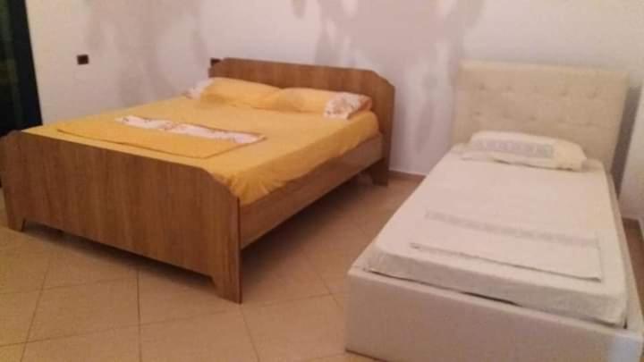 Vlora Apartments Luaran gambar
